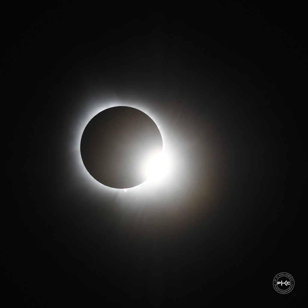 Total Eclipse, Diamond Ring